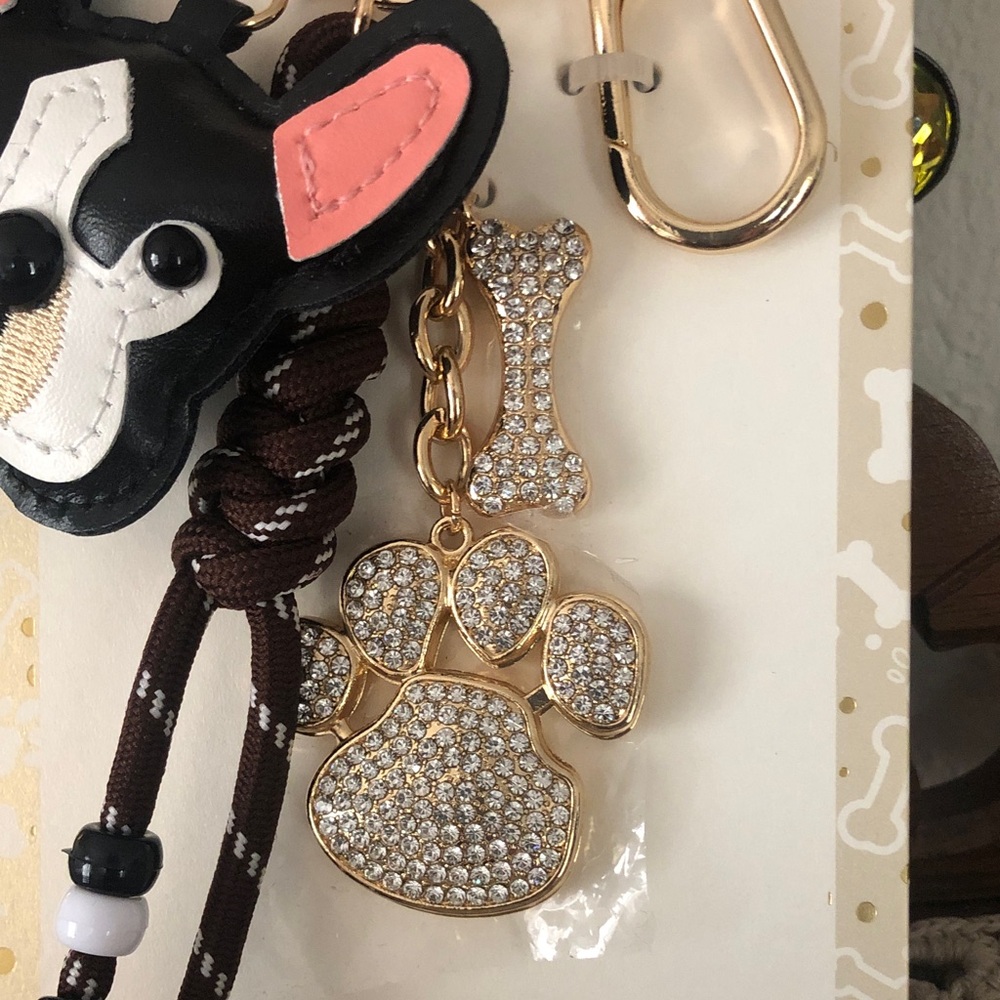 NWT Piper K Dog & Sparkly Paw Print & Bone Handbag Charm/Keychain - Picture 2 of 6